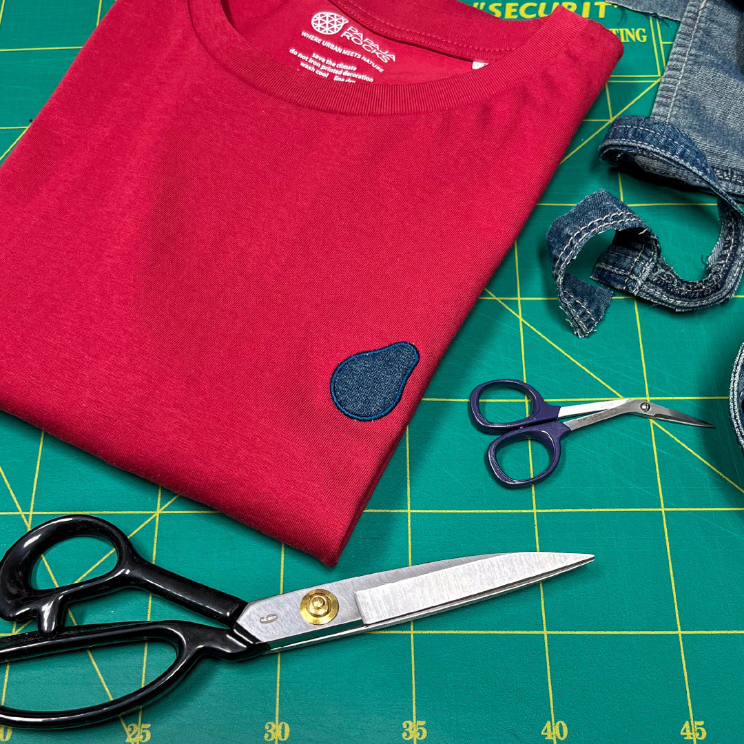 De Logo Re-Use | T-shirt Unisex | Red Earth (Kleur gaat uit collectie)