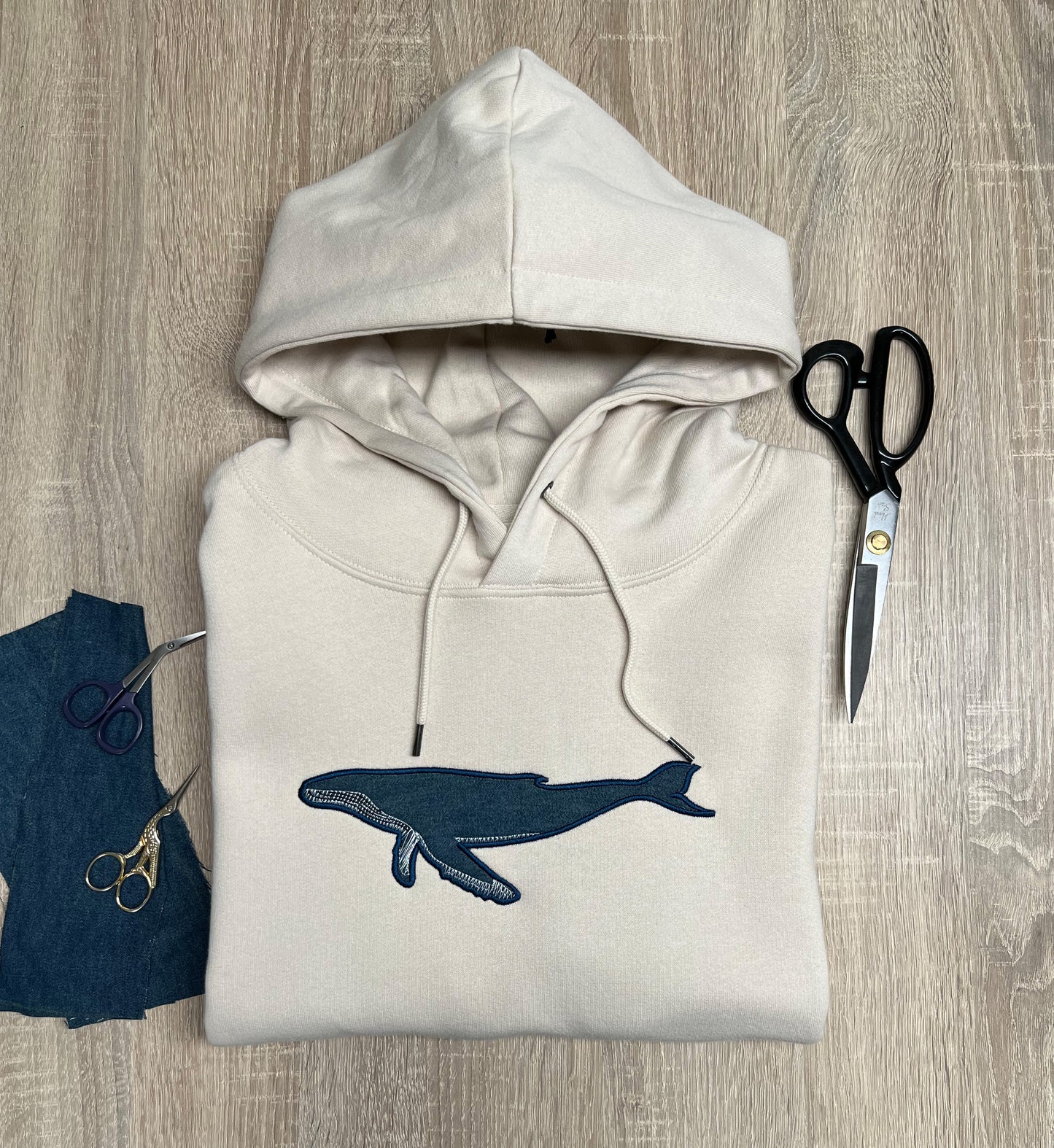 
                  
                    The Kingfisher | Sweater Unisex | India Ink Grey
                  
                