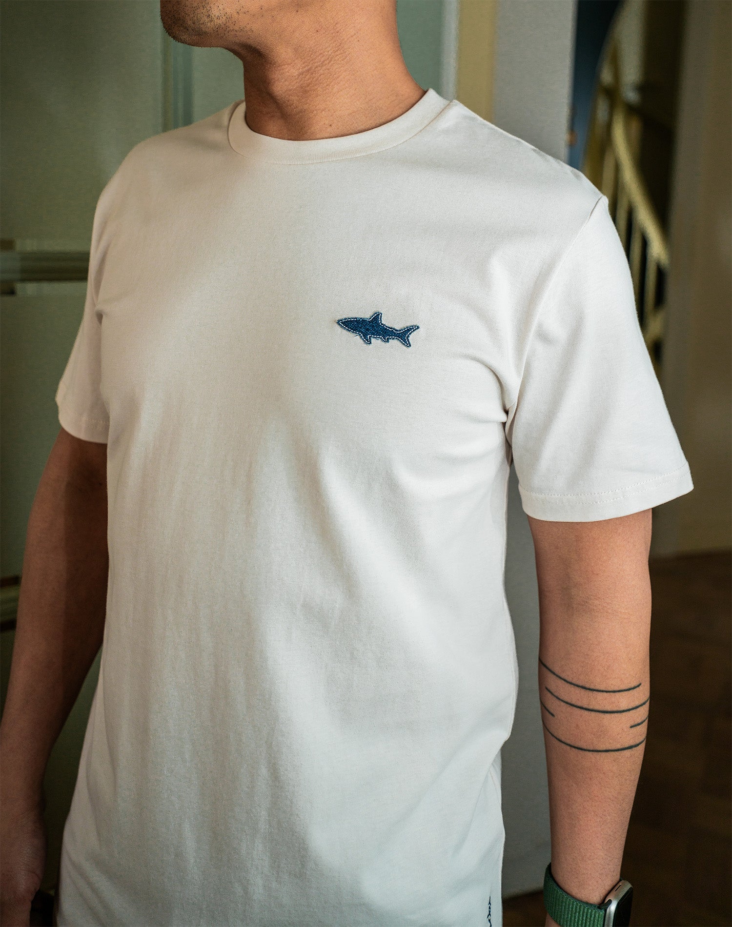 
                  
                    De Haai Re-Use | T-shirt Unisex | Vintage White
                  
                
