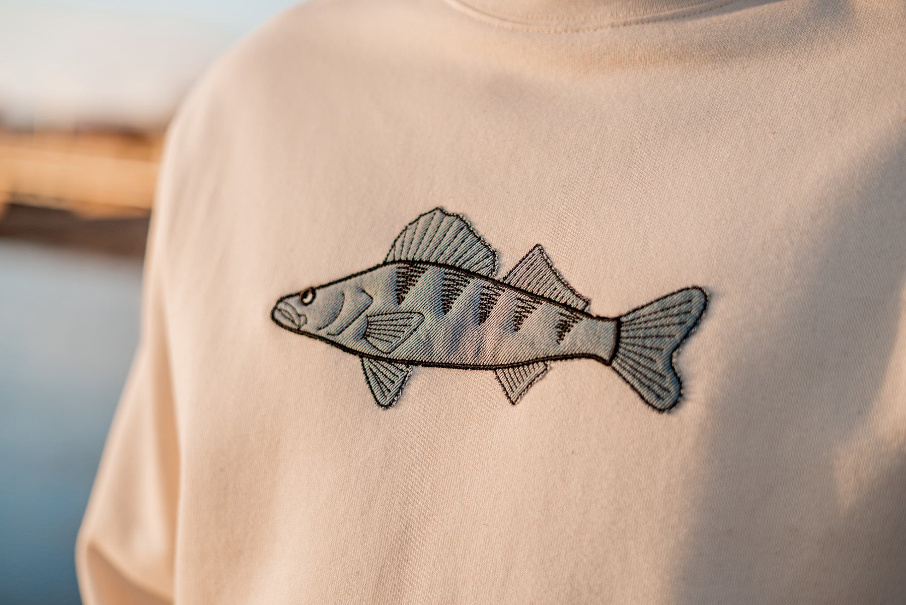 De Snoekbaars Re-Use | Sweater Unisex | Natural Raw