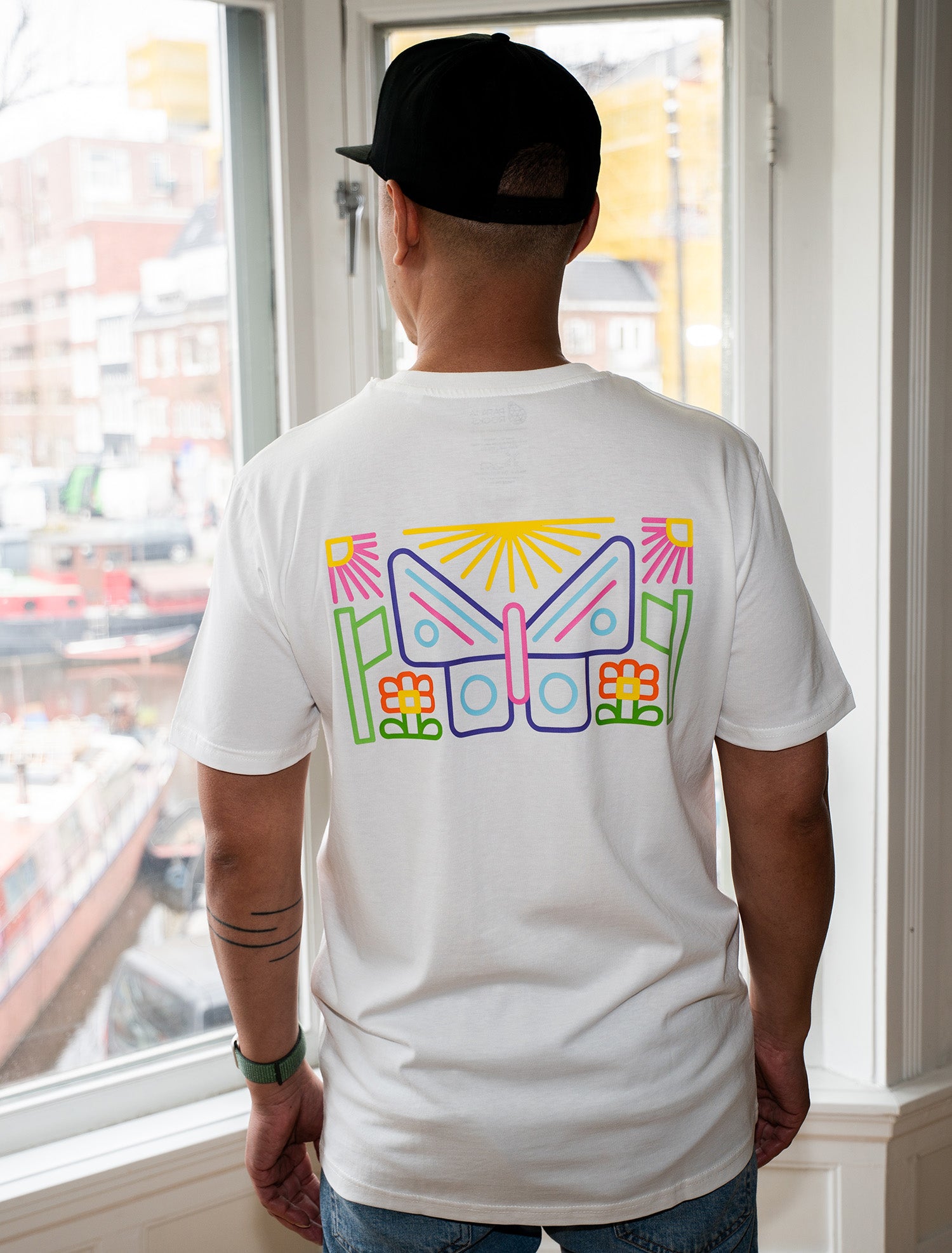 De Vlinder Backprint | T-shirt Unisex | Off White
